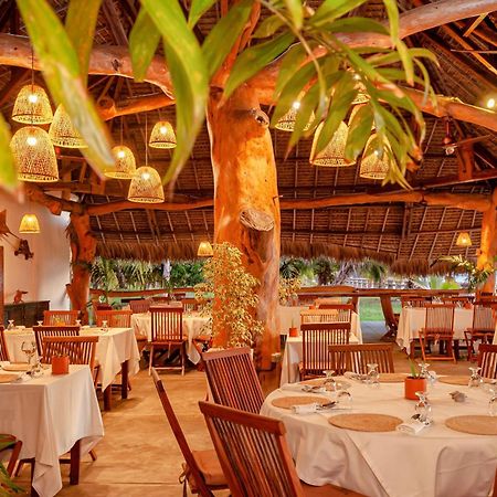 Nosy Be Hotel & Spa Ambondrona  Bagian luar foto