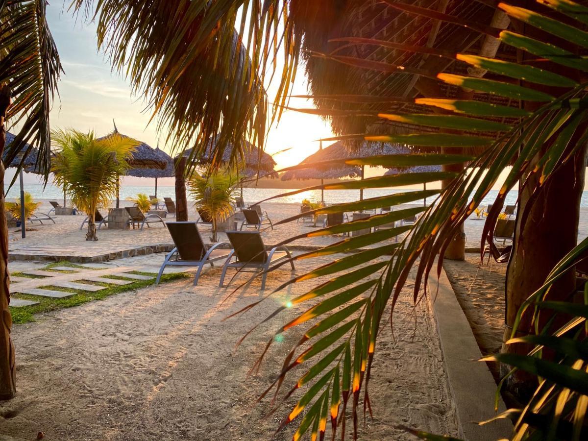 Nosy Be Hotel & Spa Ambondrona  Bagian luar foto