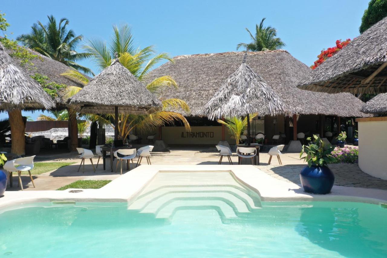Nosy Be Hotel & Spa Ambondrona  Bagian luar foto
