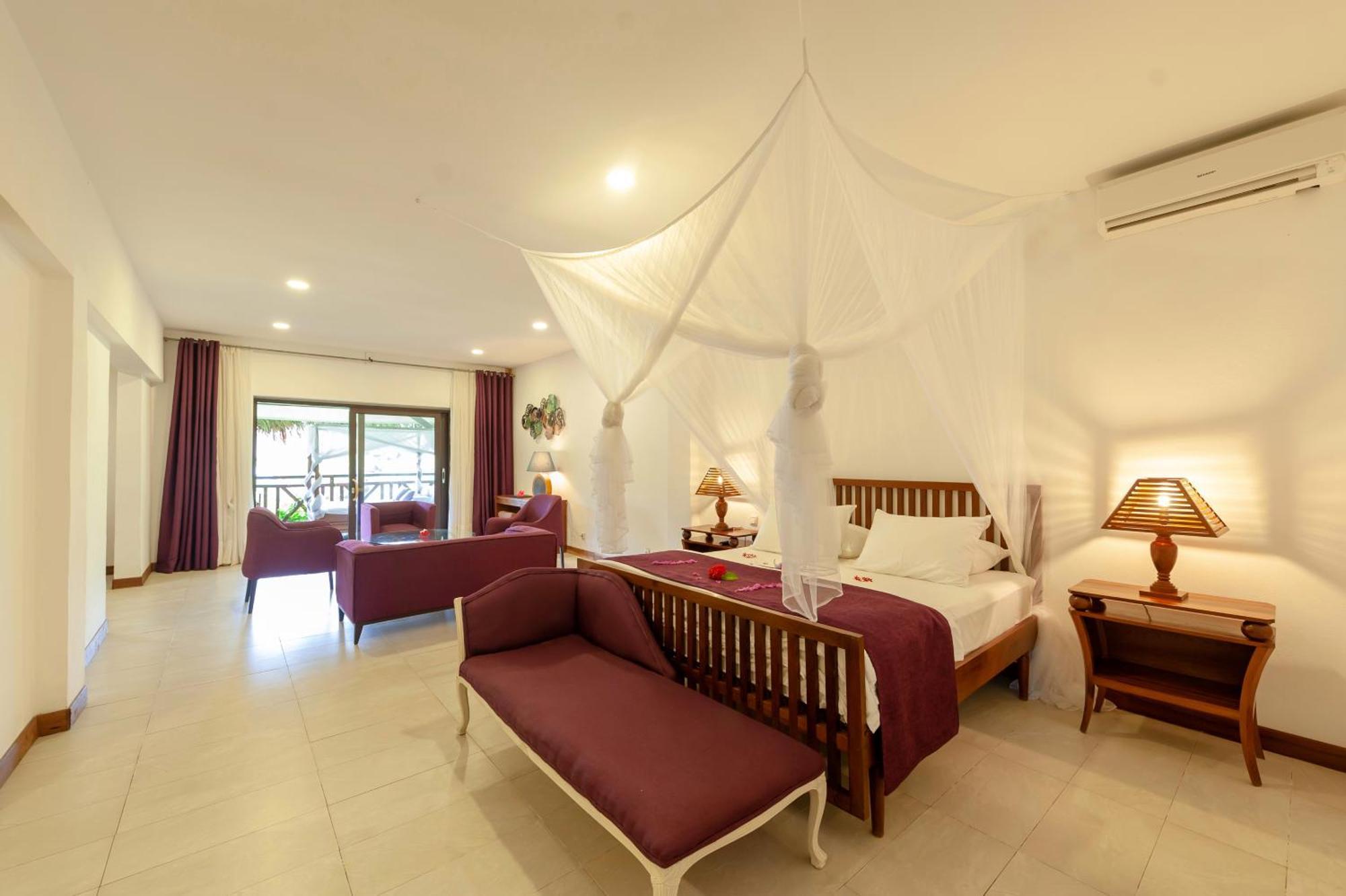 Nosy Be Hotel & Spa Ambondrona  Bagian luar foto