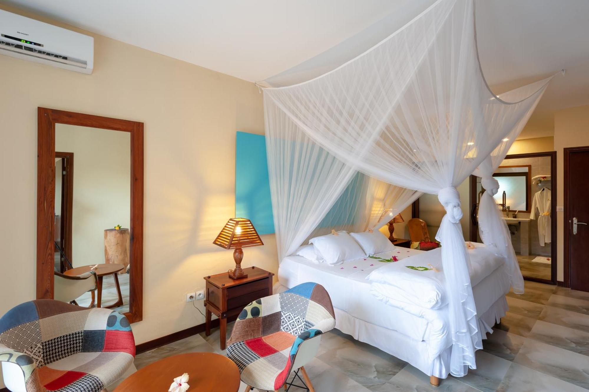 Nosy Be Hotel & Spa Ambondrona  Bagian luar foto