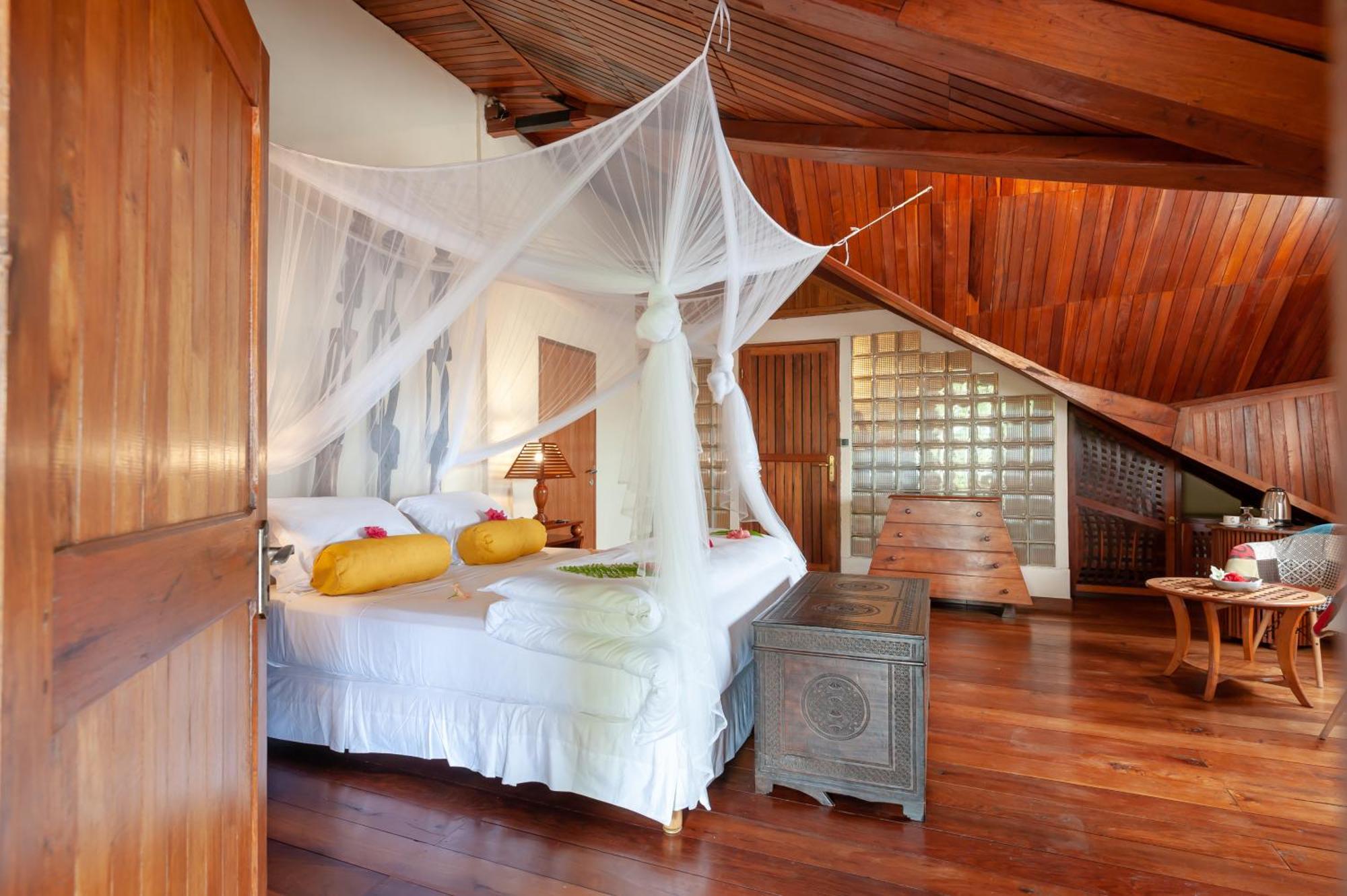 Nosy Be Hotel & Spa Ambondrona  Bagian luar foto