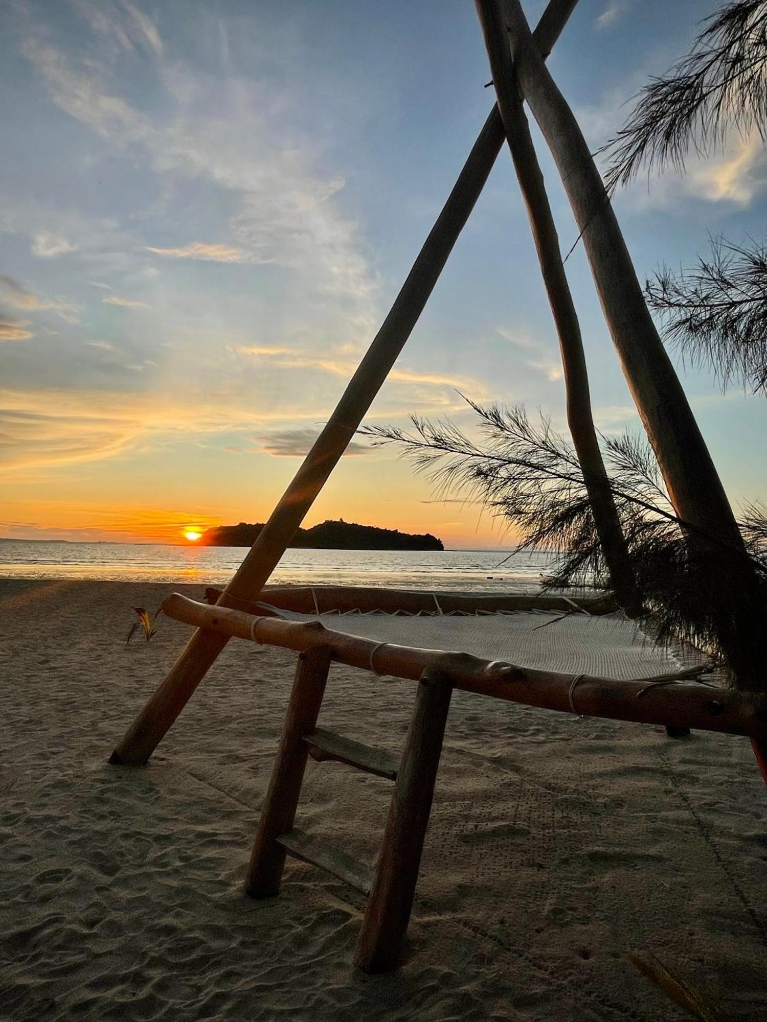 Nosy Be Hotel & Spa Ambondrona  Bagian luar foto